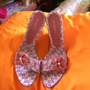 BCBG PINK LOGO WEDGES (9 1/2)