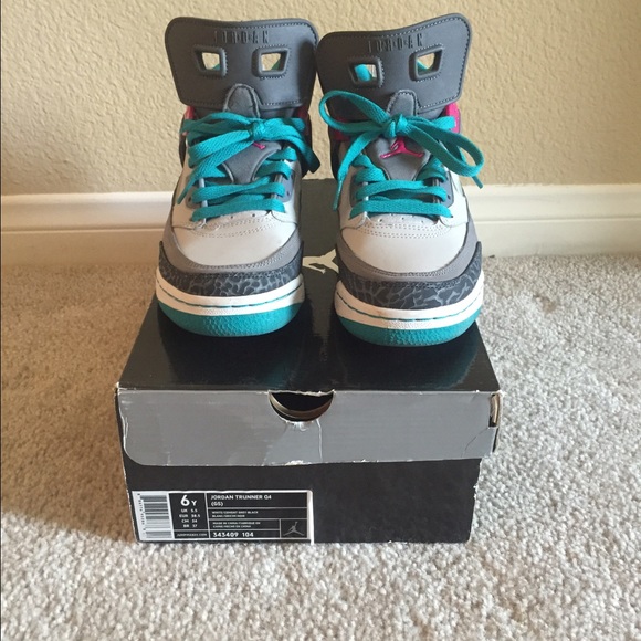 Black/grey/pink/teal Jordan's - Picture 2 of 3