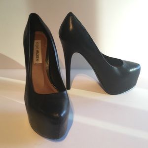 Steve Madden High Platform Faux Leather Size 7
