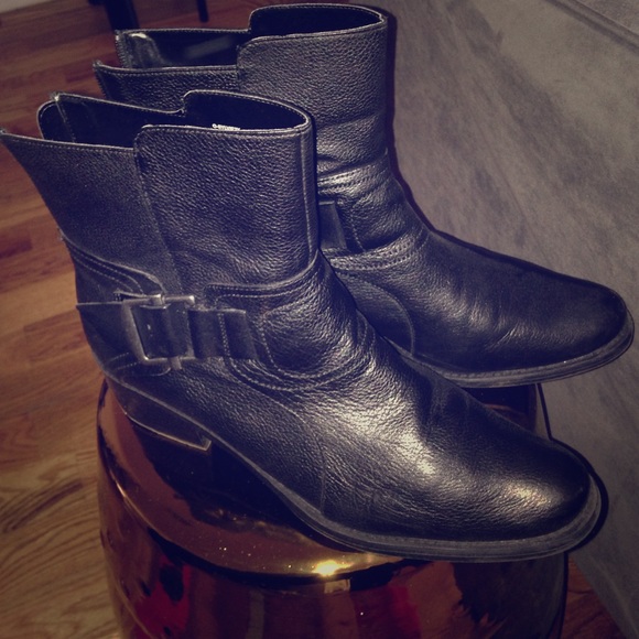 Nine West Sylvie leather boots