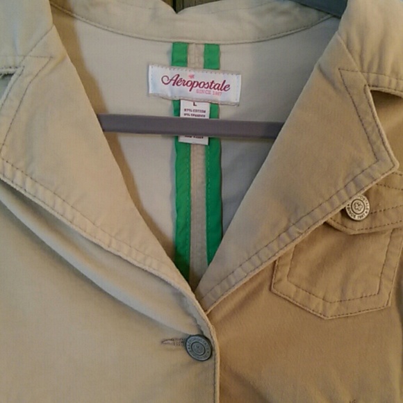 Tan button up jacket - Picture 2 of 4