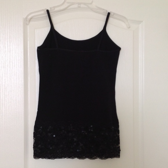 NWT tank top with lace/sequins at bottom - M - Picture 4 of 4