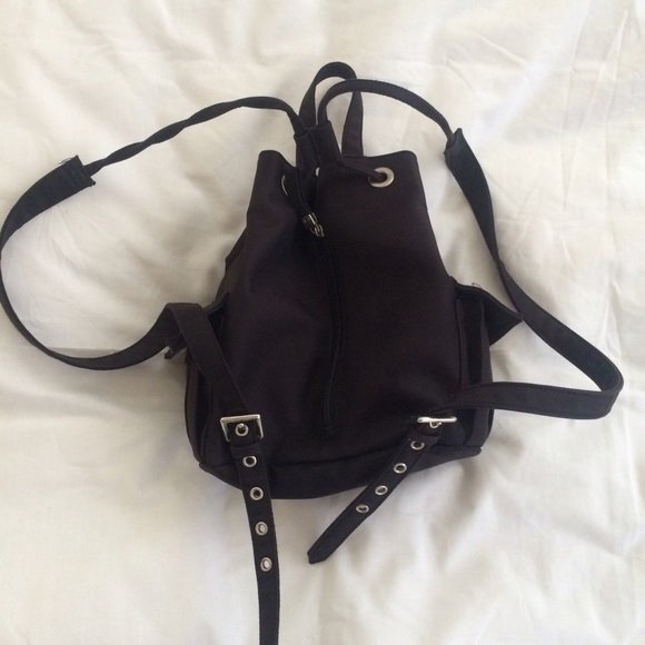 SOLD vintage mini backpack - Picture 2 of 4