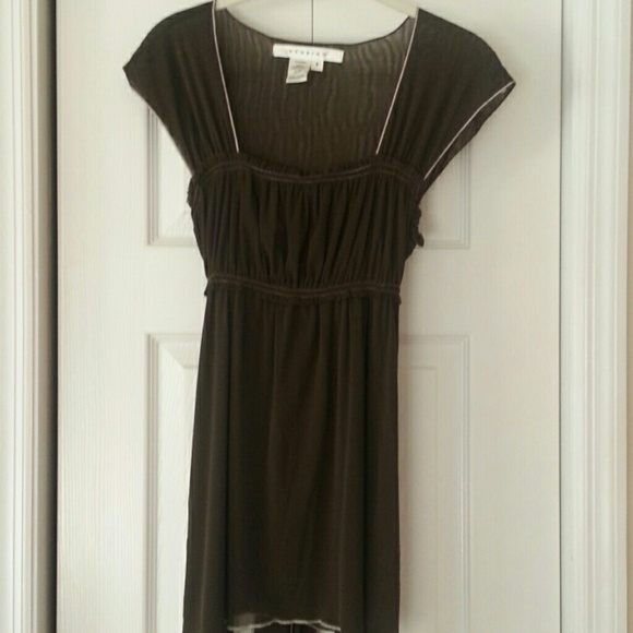 Max Studio cap sleeve top