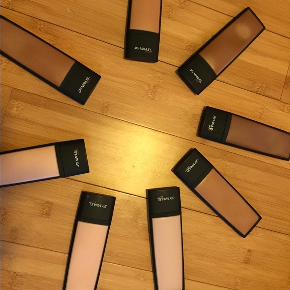 LIQUID MAKEUP NEW