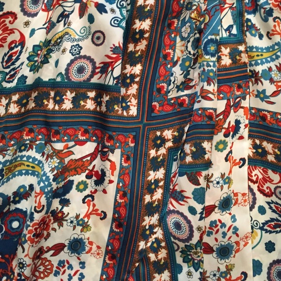 Fun dress - Picture 2 of 2