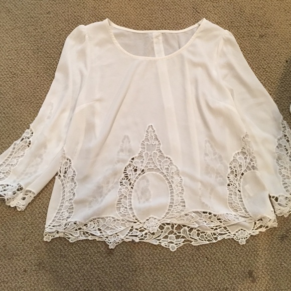 White lace  top - Picture 1 of 2