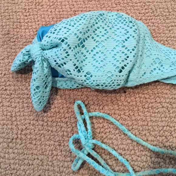 Eyelet bikini - Picture 2 of 2