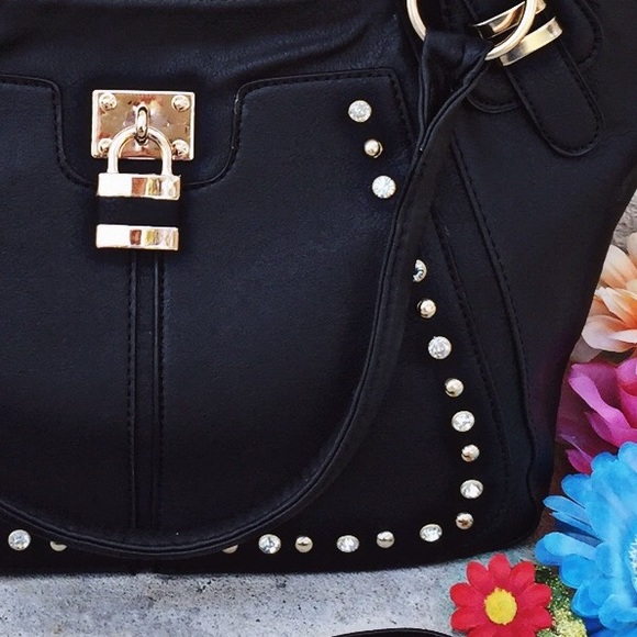 ❗️🚫SOLD❗️Off To The Races Handbag - Picture 2 of 4