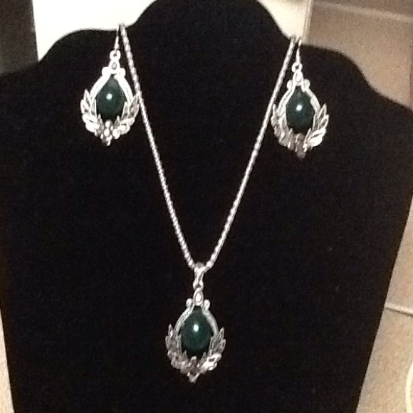 Jewelry set