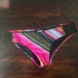 L Space bikini bottom size small