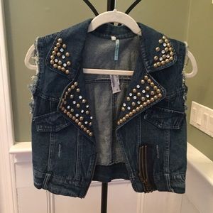 Studded denim vest. NWT