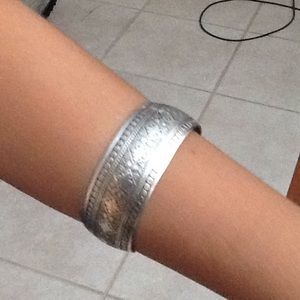 Braclet