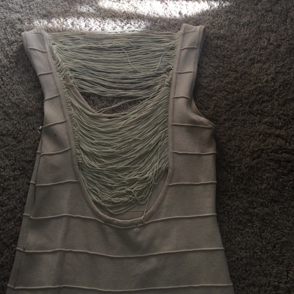 A tan body fitting dress - Picture 3 of 4