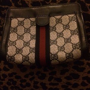 Gucci wallet
