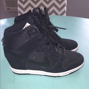 Nike wedge sneaker