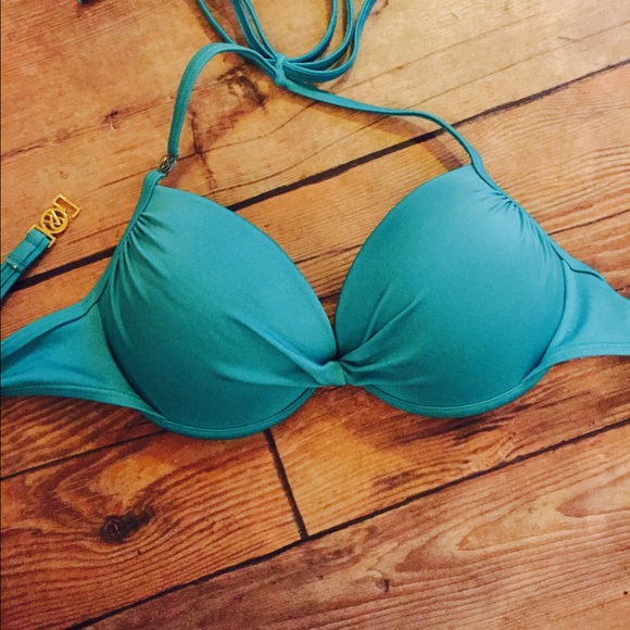 34c vs bikini top
