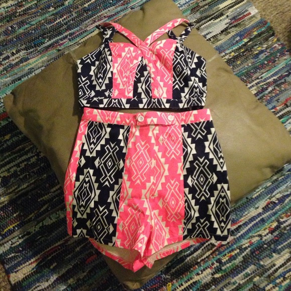 adorable 2 piece fit