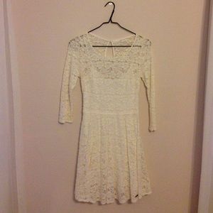 Creme lace dress Abercrombie & Fitch