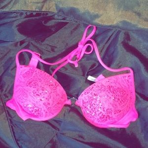 Pink vs bikini