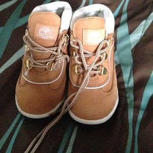 Youth wheat Tim boots