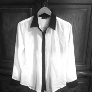 Button work blouse new w/o tag