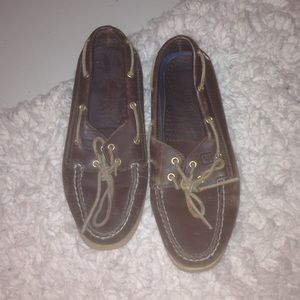 Sperry Topsiders (brown)