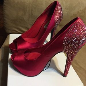 Steve Madden rhinestone heels size 7.5
