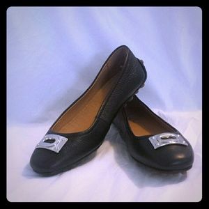 Black Coach Flats