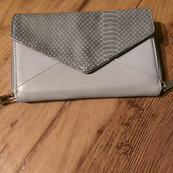 Wristlet