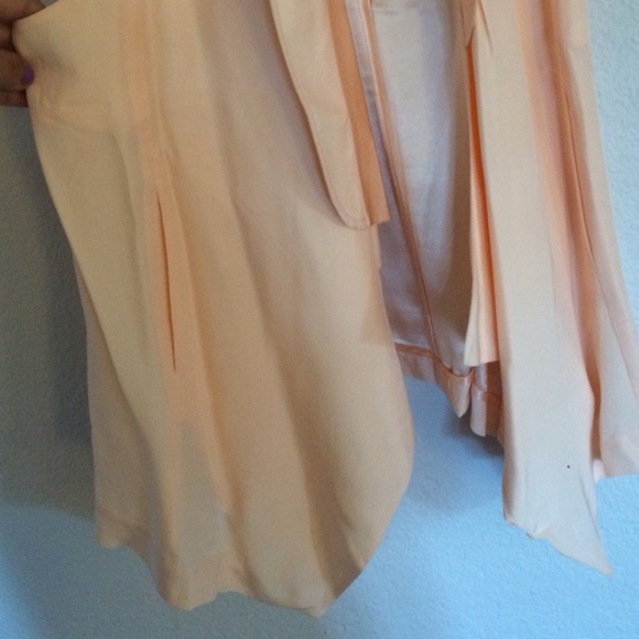 NEW Aryn K. Peach Silk Vest - Picture 4 of 4