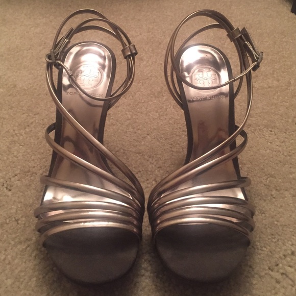 Tory Burch Hanni Heels - Picture 2 of 6