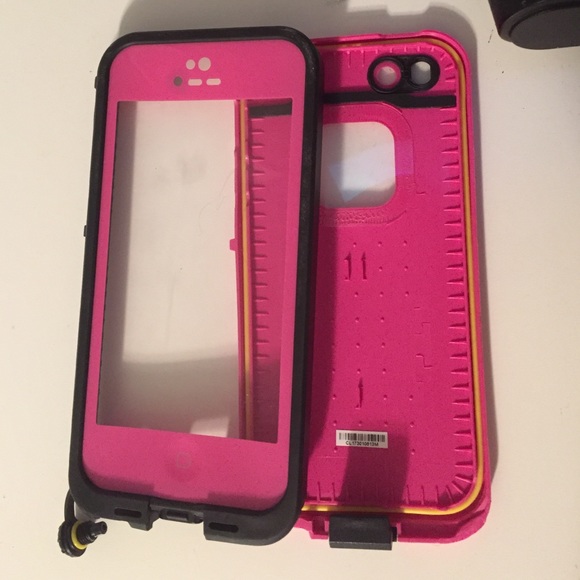 iPhone 5 Lifeproof case