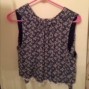 Floral top