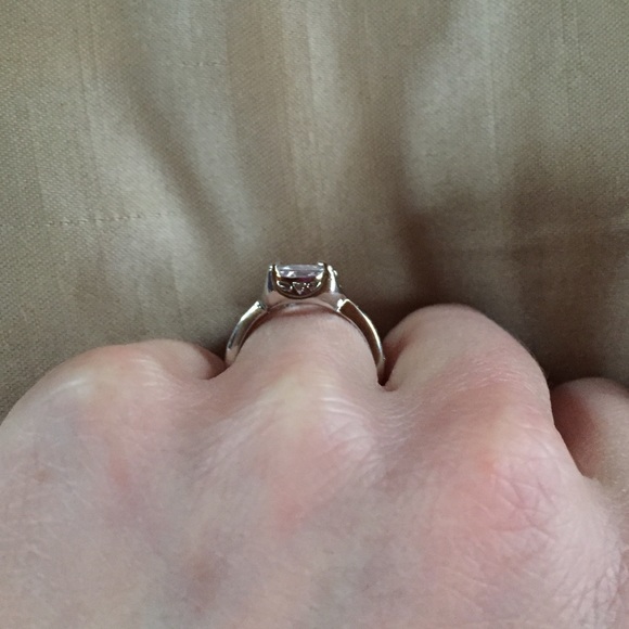 Costume statement ring - Picture 2 of 2