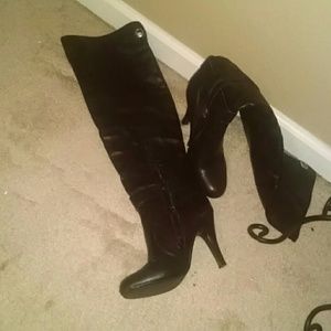 Knee high black boots, never worn