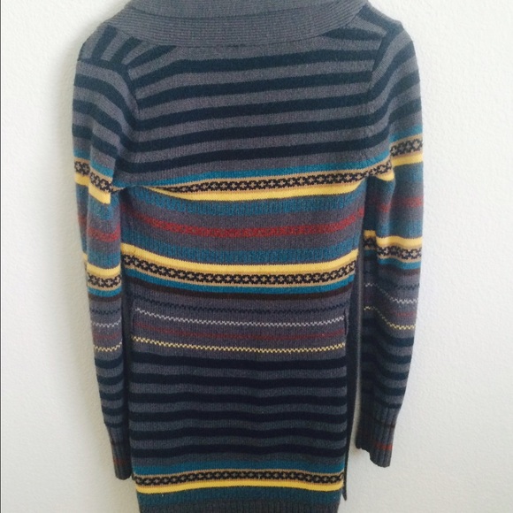 Long striped sweater - Picture 2 of 2