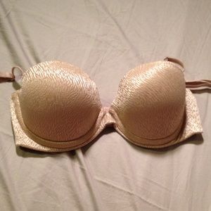 Nude push up bra (can be strapless)