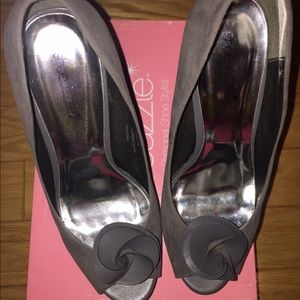 Grey Shoe Dazzle Heels
