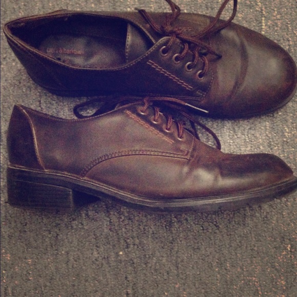 Brown boots