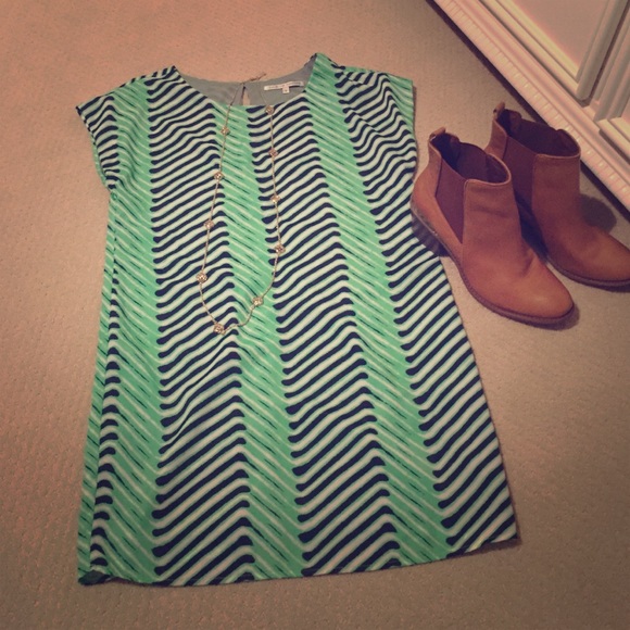 Fun summer shift dress!