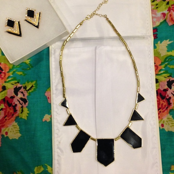 Black and Gold Art Deco Necklace and Earrings