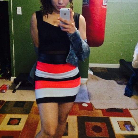 Short dress