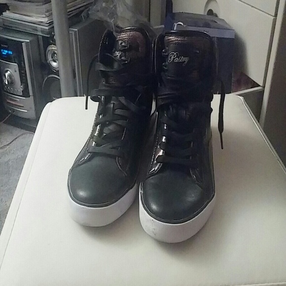 Sneaker
