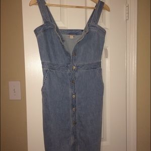 Button down denim dress w/ pockets