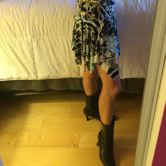 Spring skirt is adorable✨✨ - Picture 3 of 4