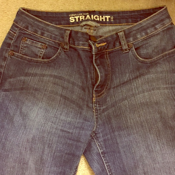New straight leg Jean