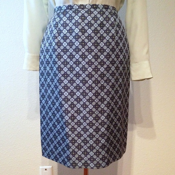 Moroccan patterned silk Ann Taylor skirt