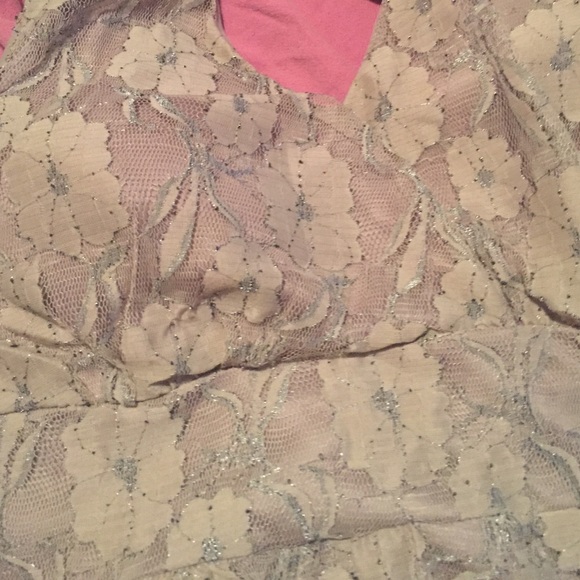 Deb shops halter top worn once! - Picture 2 of 3