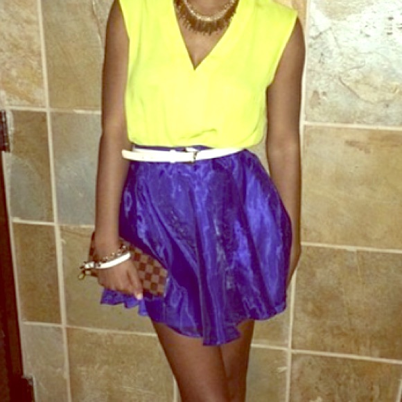 H&M Shiny Polyester mini circle skirt size 4